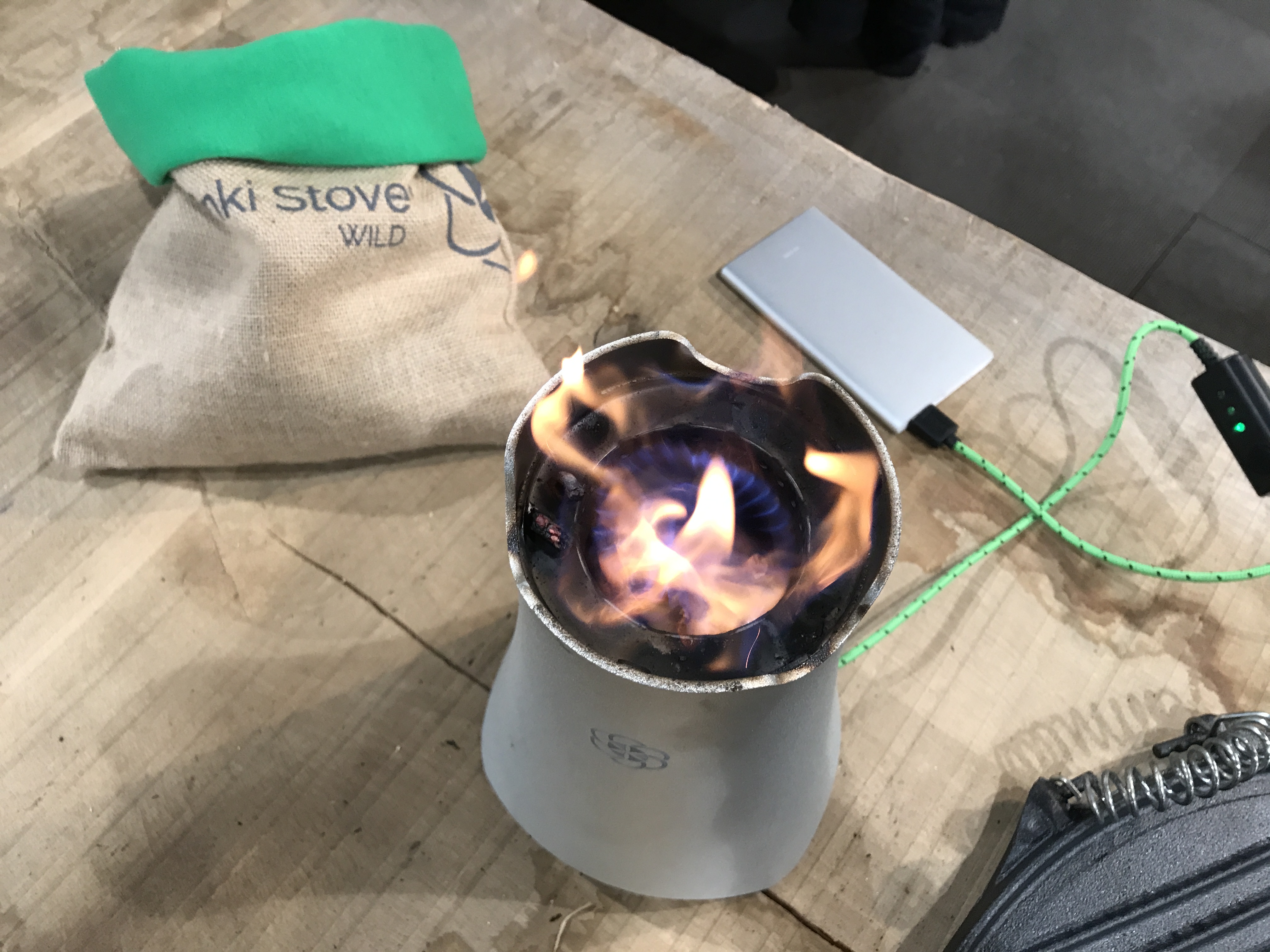 Styling ID Blog twee dagen Beurs Eigen Huis Art of Fire Enki Stove Wild brandend