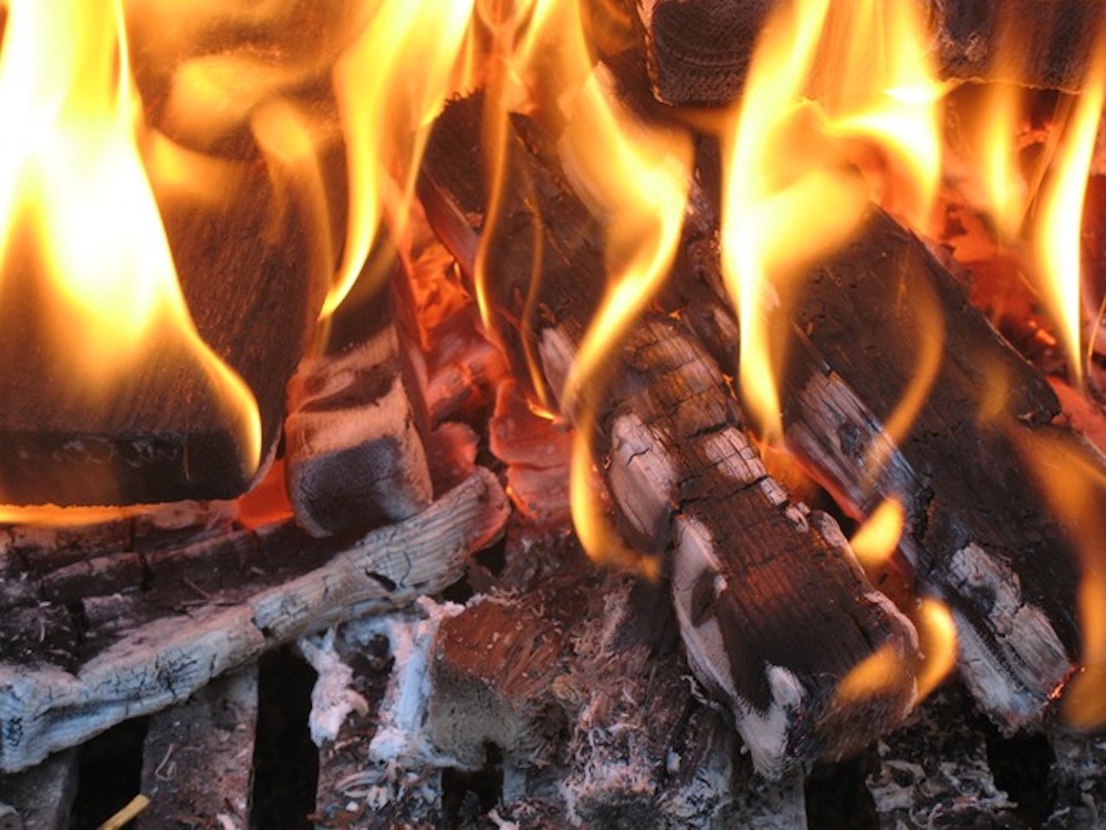 Styling ID Blog Sfeervol verwarmen met Stack Stoves voor Art of Fire vlammen