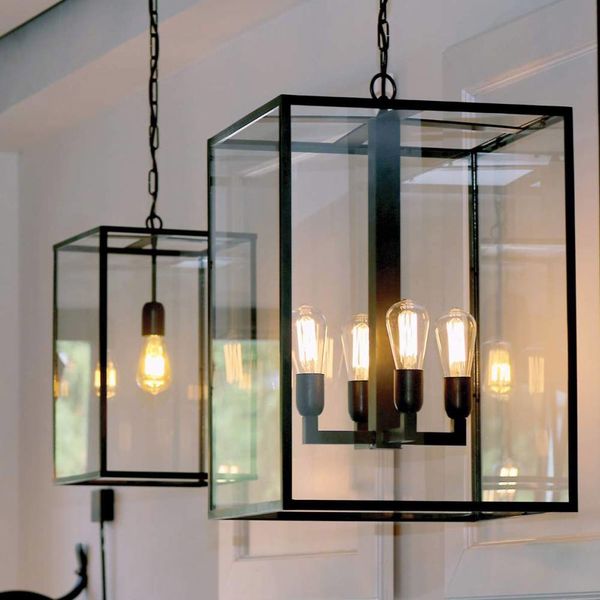 Styling ID Tips en Trends Creeer een warme sfeer met deze landelijke verlichting lamp-lantaarn-landelijk-met-glas-4xe27